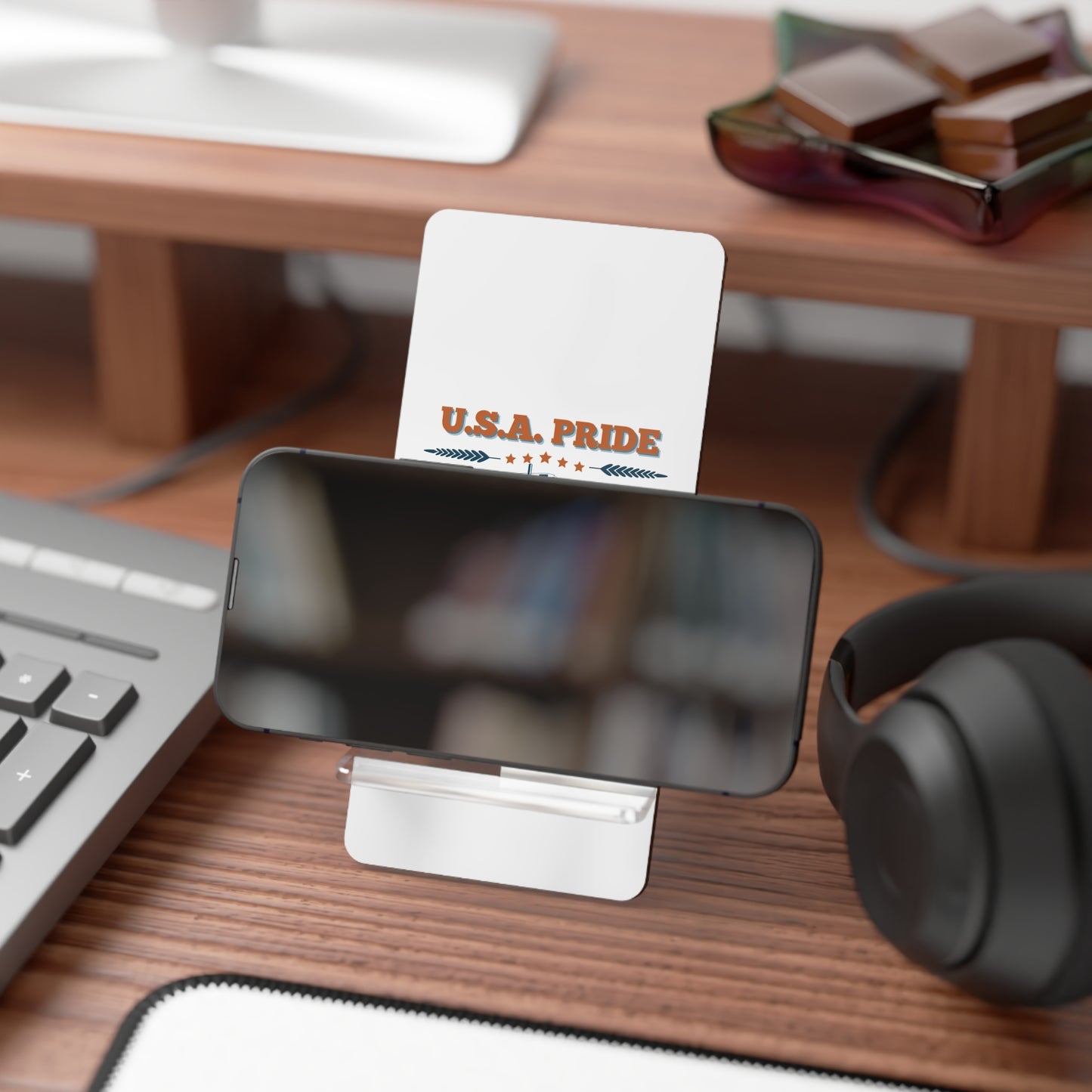 USA Pride American Farmers, Cell Phone Stand for Desk or Nightstand