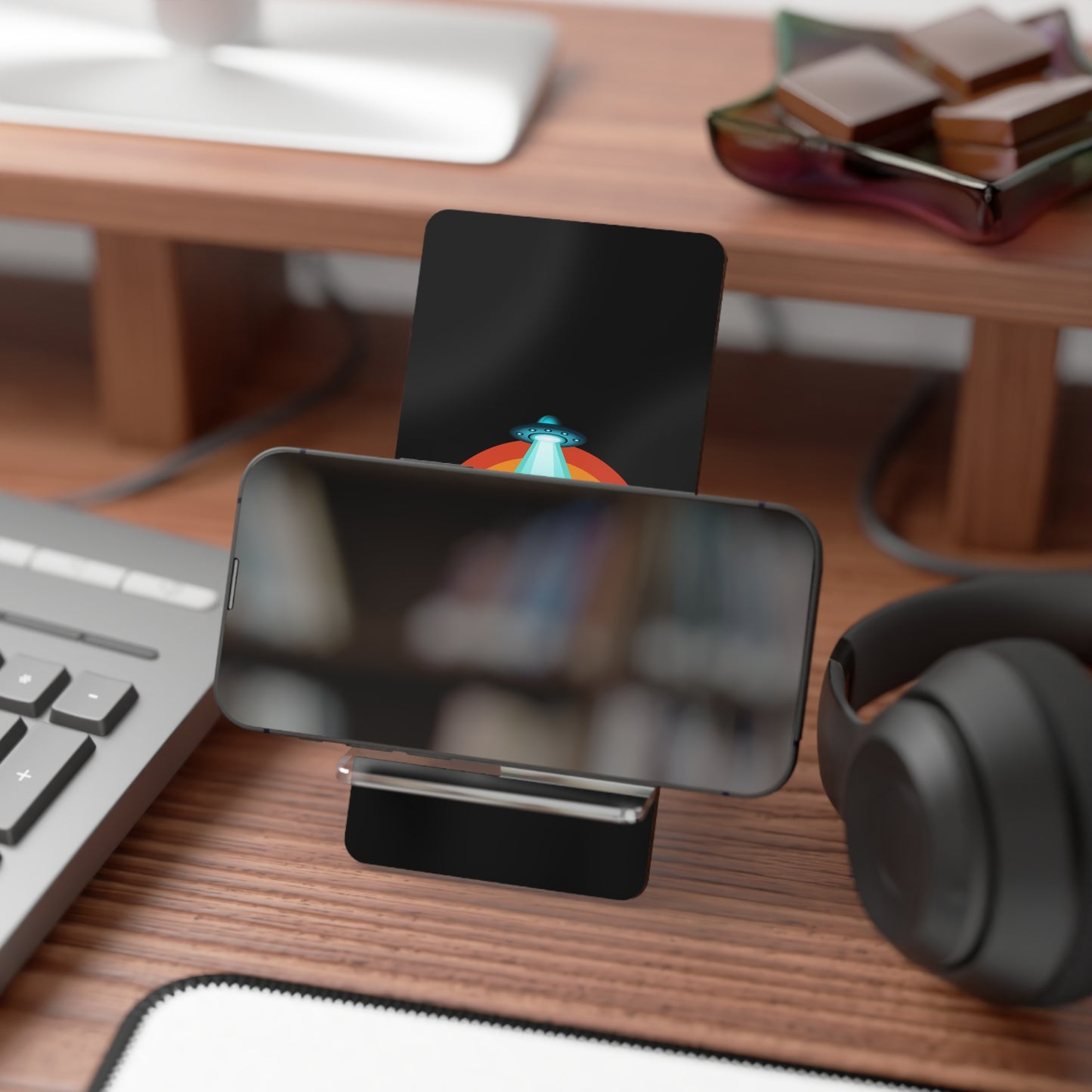 Goin Places, Cell Phone Stand for Desk or Nightstand