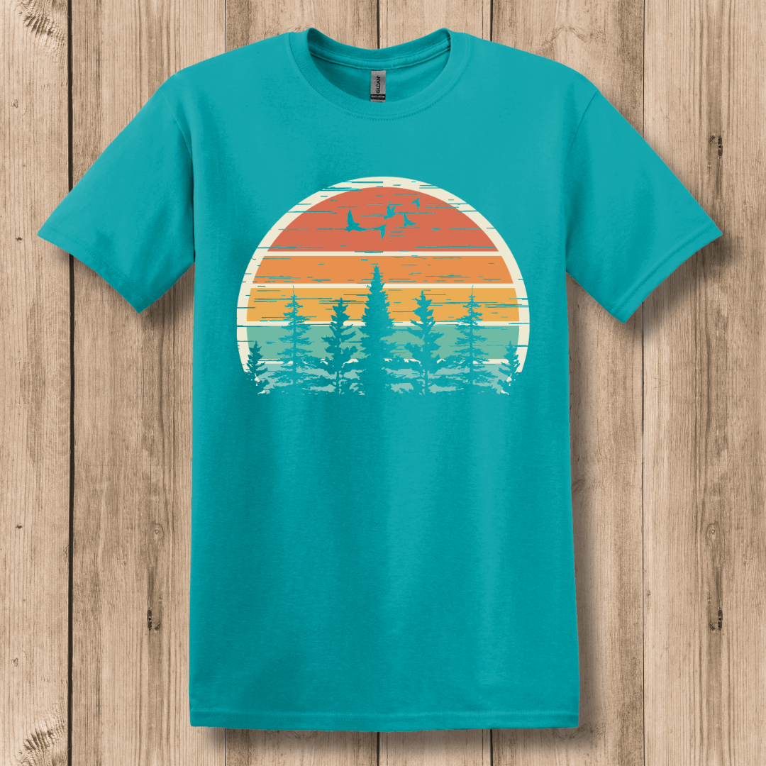 Sunset Pine Tree Tshirt For Women - Retro Sun Graphic Tee, Casual Short Sleeve Top For Camping & Everyday